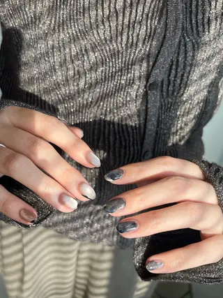 ネイル Nail Salon Hachi所属・Yuna ·͜·ᰔᩚのネイルデザイン