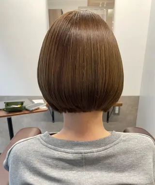 ショート カラー 髪質改善🪽半個室 サロン新宿3丁目のヘアスタイル