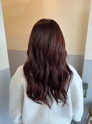 ロング カラー 三浦 彩那のヘアスタイル