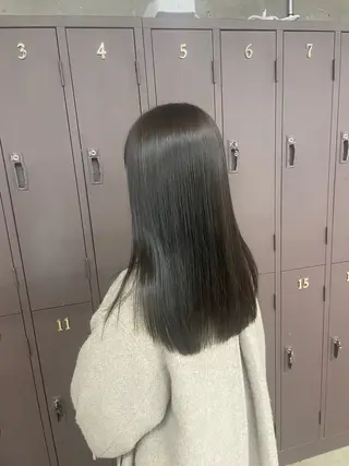 ロング 鈴木瑛里／ブロンド ベージュ／男女のヘアスタイル