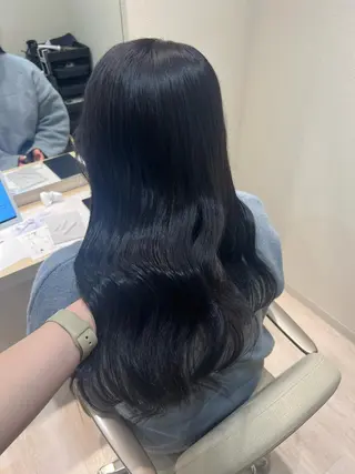 セミロング mina .のヘアスタイル