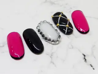 ネイル ティーエヌ 金山駅東口店のネイルデザイン