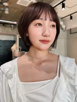 ショート カラー パーマ 🫧小顔×似合わせ× 透明感カラー🫧のヘアスタイル