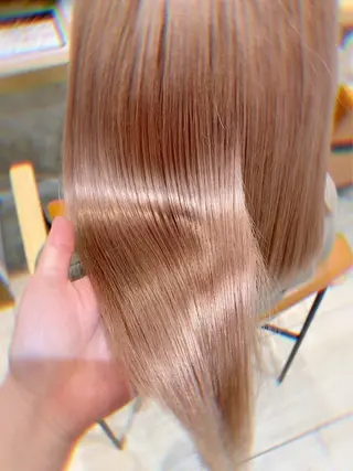 セミロング カラー 💙mai🫧 縮毛矯正・ハイライトのヘアスタイル