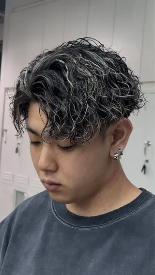 セミロング カラー パーマ キッズ 夏果⭐︎fifth 天神 海外風パーマのヘアスタイル