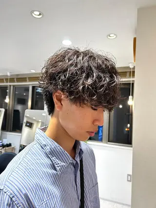 ショート パーマ メンズ AI TOKYO  横浜店所属・メンズ支持数No.1 👑リュウ👑のヘアスタイル
