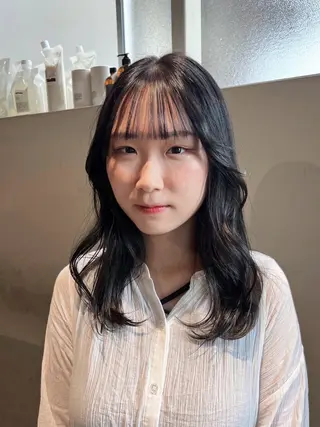 カラー the hinc所属・miyu /大阪 /レイヤーカットのヘアスタイル