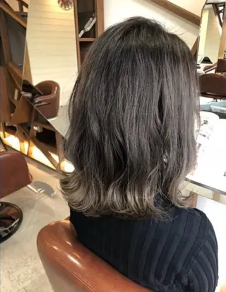 ミディアム パーマ 竹谷 奈津実のヘアスタイル