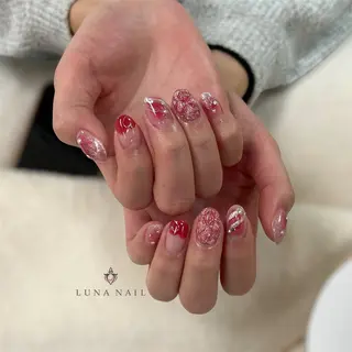 ネイル アトリエ　ミモザ所属・いまむら あかりのネイルデザイン