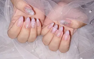 ネイル Ranon所属・ᴿᴬᴺᴼᴺ 🤍 𝐴𝑌𝐴𝐾𝐴のネイルデザイン