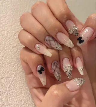 ネイル D-BEAUTY Nailsalonのネイルデザイン
