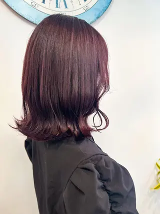 ミディアム カラー 🎀野崎 美玖𝜗𝜚˚⋆のヘアスタイル