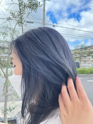 セミロング カラー たなか りなのヘアスタイル