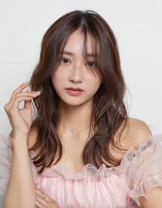 セミロング 🫐ブルーラベンダー 髪質改善🫐/MEIのヘアスタイル