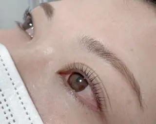 マツエク・マツパ KOBATA AKARIの眉毛・アイブロウイメージ