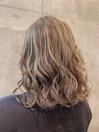 カラー 🌼ハイライト透明感 🌼maiのヘアスタイル