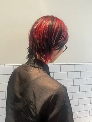 ショート カラー 🦮shiori アイドルオタク🦮のヘアスタイル