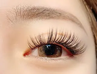 マツエク・マツパ ReposMilia ボリュームラッシュのマツエク・マツパデザイン