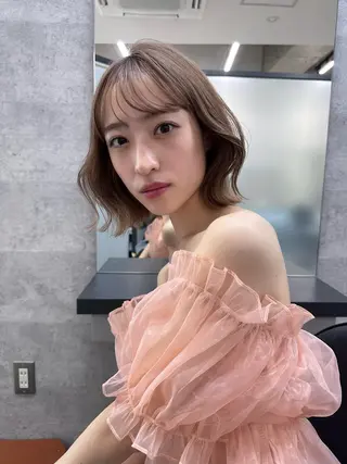 カラー 水岡 佳奈美のヘアスタイル