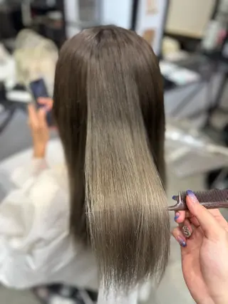ロング 渡辺 梨央のヘアスタイル