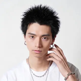 ショート カラー パーマ メンズ 🔥メンズ🔥かっこ いいが正義！代表柿崎のヘアスタイル