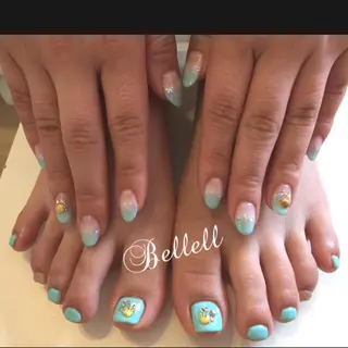 ネイル 青木 綾子のネイルデザイン