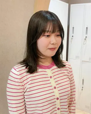 ミディアム 似合わせ/透明感 /レイヤー/りほ🤍のヘアスタイル