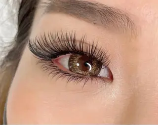 マツエク・マツパ Sarie所属・Mai ♡のマツエク・マツパデザイン