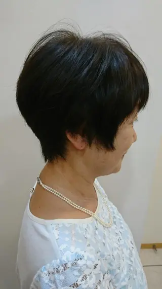 ショート 齋藤 愛美のヘアスタイル