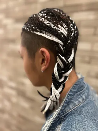 ヘアアレンジ メンズ LOM/メンズサロン 狸小路7丁目のヘアスタイル