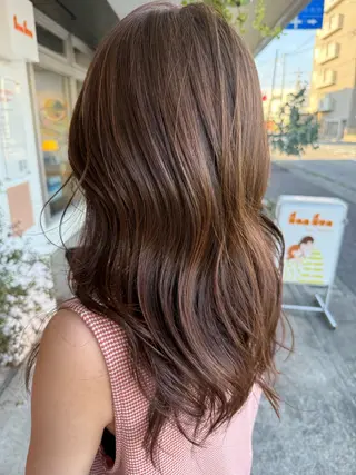 カラー 後藤 実咲のヘアスタイル