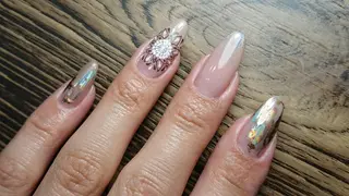 ネイル 横浜東口Monie☆ REIKAのネイルデザイン