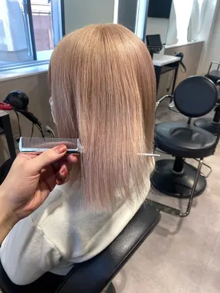 カラー Seleneコウキ ブリーチ/ハイトーンのヘアスタイル