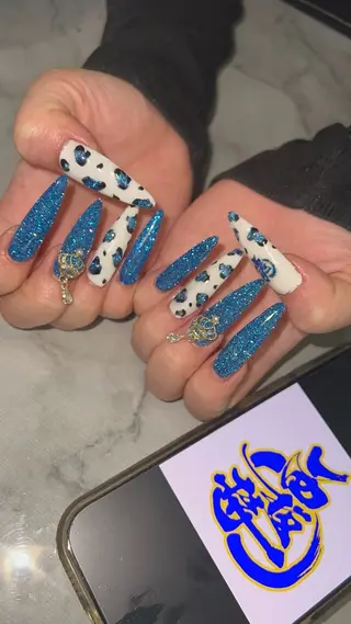ロング Garnet nailのネイルデザイン