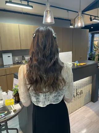 ロング ヘアアレンジ alu所属・マキノ キョウカのヘアスタイル