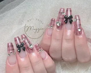 ネイル マギー ネイル🦋のネイルデザイン