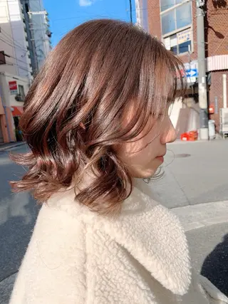 ミディアム カラー 愛子 /ハイトーンのヘアスタイル