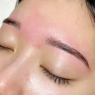 アイブロウ Li-Fra NAGARASAYAのマツエク・マツパデザイン