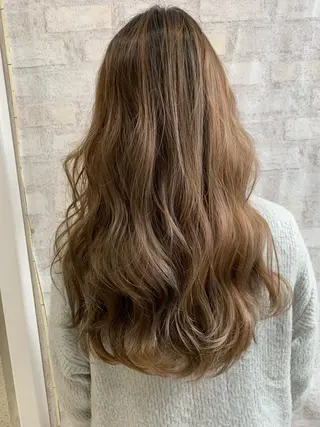 ロング カラー ハイトーンカラー RYUのヘアスタイル