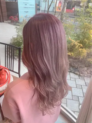 カラー 山本 鮎里のマツエク・マツパデザイン