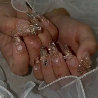 ネイル Roi〈ロワ〉 ☪️ reikaのネイルデザイン