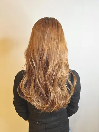 セミロング カラー 宮原 佳苗のヘアスタイル