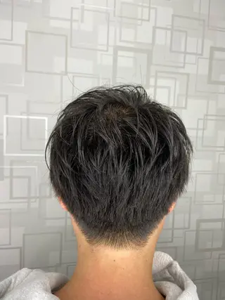 ショート メンズ カットパーマ✂️ 小坂田玲亜のヘアスタイル