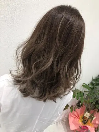 セミロング 岸 保奈美のヘアスタイル