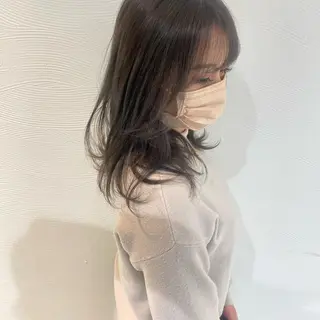 ミディアム カラー 小顔カット✨ 透明感カラーのヘアスタイル