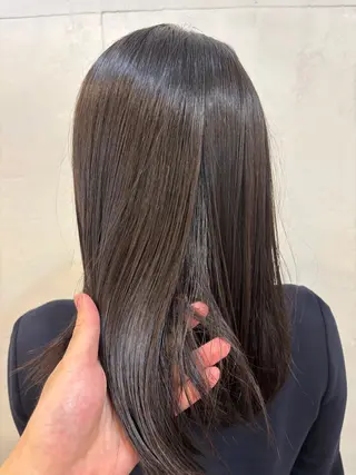 セミロング 【横浜美容室】下小路 響のヘアスタイル