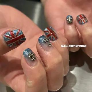 ネイル NAIL DOT STUDIO堺筋本町のネイルデザイン