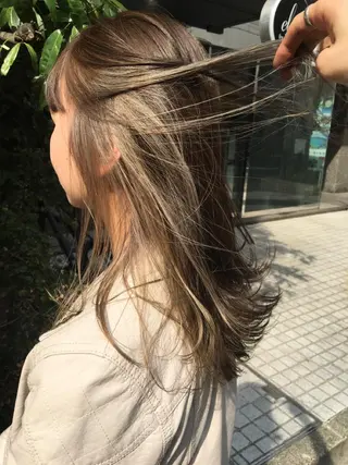セミロング カラー ヘアアレンジ inq sakae所属・りん🌷︎名古屋 透明感カラー/カットのヘアスタイル