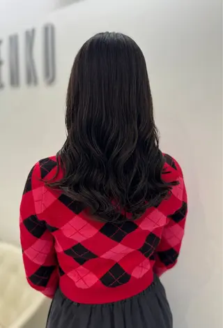 ロング パーマ コテ巻き風パーマ/ キミシマカイトのヘアスタイル