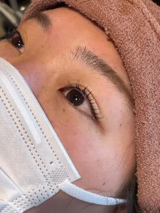 マツエク・マツパ 桑田 新菜のヘアスタイル